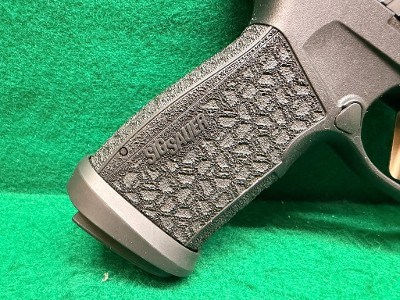 SIG SAUER P365 FUSE 9MM LUGER (9x19 PARA) - Image 3 of 25