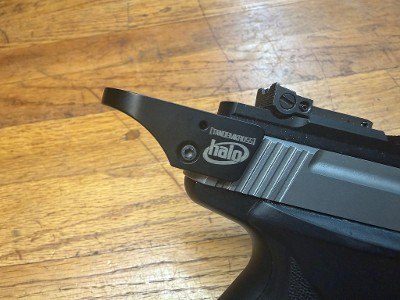 BROWNING Buckmark .22 LR - Image 2 of 10
