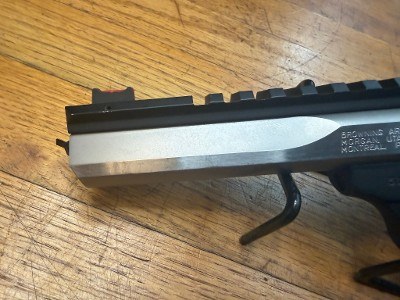 BROWNING Buckmark .22 LR - Image 9 of 10