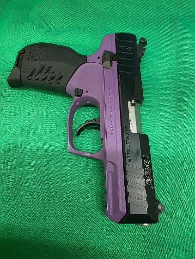 RUGER SR22 .22 LR - Image 6 of 6