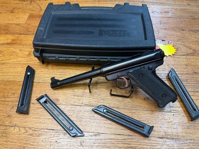 RUGER MARK II target .22 LR - Image 1 of 10