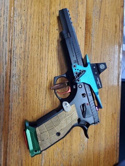 CZ 75 CZECHMATE PARROT 9MM LUGER (9X19 PARA) - Image 1 of 10