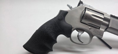 SMITH & WESSON 686 .357 MAG - Image 6 of 10