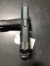 SMITH & WESSON M&P 40 STAINLESS 9MM LUGER (9x19 PARA) - Image 3 of 6