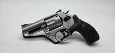 SMITH & WESSON 66 .357 MAG - Image 2 of 10