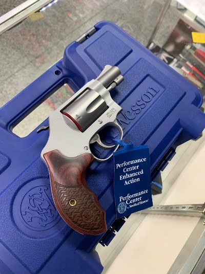 SMITH & WESSON 637 .38 SPL - Image 4 of 6