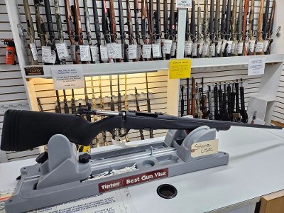 STEYR PRO HUNTER .300 WIN MAG - Image 1 of 12