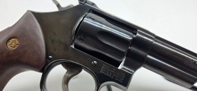 SMITH & WESSON MODEL 19 CLASSIC .357 MAG - Image 7 of 10