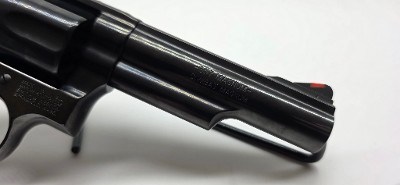 SMITH & WESSON MODEL 19 CLASSIC .357 MAG - Image 8 of 10