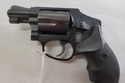 SMITH & WESSON MODEL 442-2 AIRWEIGHT .38 SPL +P - Image 1 of 6