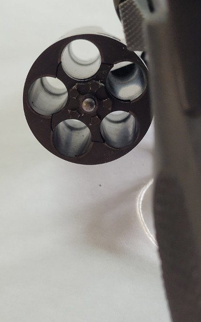 SMITH & WESSON MODEL 442-2 AIRWEIGHT .38 SPL +P - Image 5 of 6