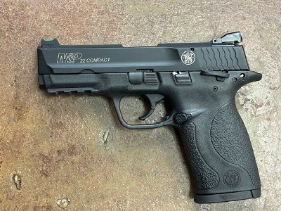 SMITH & WESSON M&P 22 COMPACT .22 LR - Image 2 of 6