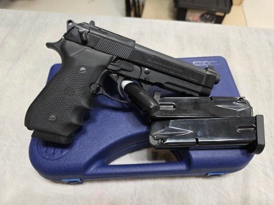 BERETTA 96A1 40 Smith & Wesson - Image 4 of 6