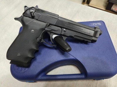 BERETTA 96A1 40 Smith & Wesson - Image 3 of 6