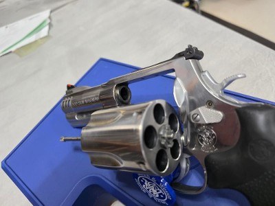 SMITH & WESSON 500 (163504) 500S&W - Image 2 of 5