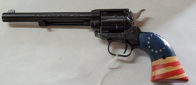 HERITAGE MFG. ROUGH RIDER US FLAG GRIPS .22 LR - Image 2 of 9
