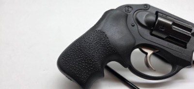 RUGER LCR .327 FEDERAL MAG - Image 3 of 10