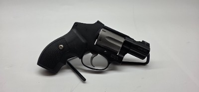 SMITH & WESSON 432 UC .32 H&R MAG - Image 5 of 10