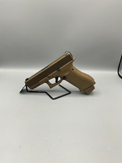 GLOCK 19x9MM LUGER (9x19 PARA) - Image 2 of 9