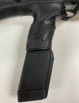 HI-POINT 4095 CARBINE .40 S&W - Image 9 of 11