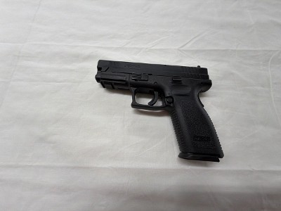 SPRINGFIELD ARMORY XD9102HC 40 Smith & Wesson - Image 1 of 2