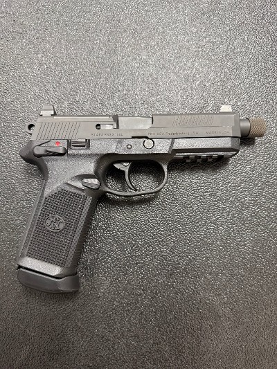 FN FNX45 TACTICAL .45 ACP - Image 4 of 7