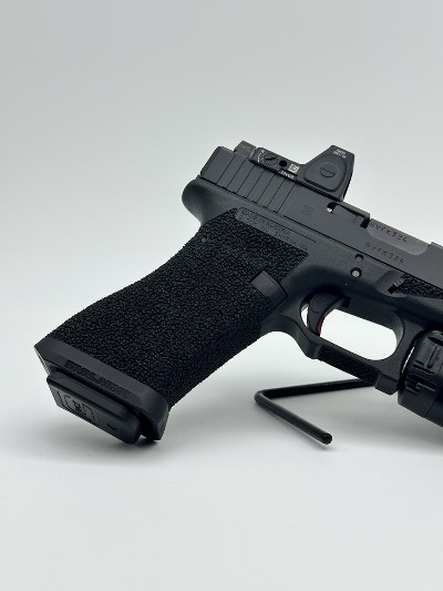 GLOCK 17 9MM LUGER (9x19 PARA) - Image 3 of 7