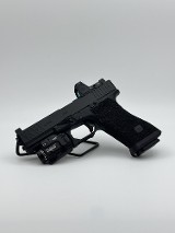 GLOCK 17 9MM LUGER (9x19 PARA) - Image 1 of 7