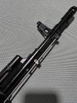 AK-47 DESIGN CARBINES, RIFLES, & PISTOLS AK-74 5.45X39MM - Image 7 of 15
