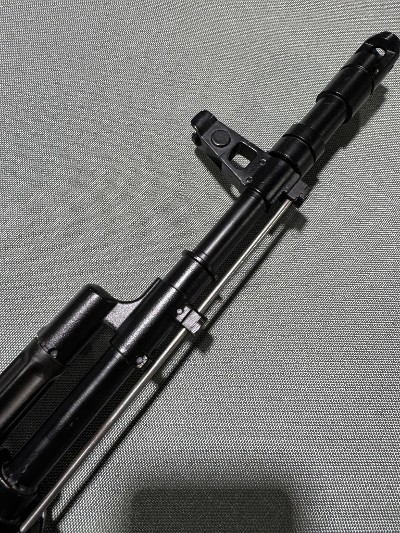 AK-47 DESIGN CARBINES, RIFLES, & PISTOLS AK-74 5.45X39MM - Image 7 of 15
