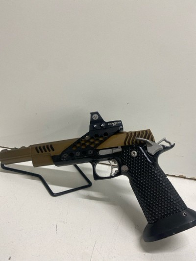 STI INTERNATIONAL 2011 CUSTOM .38 SPL - Image 8 of 12