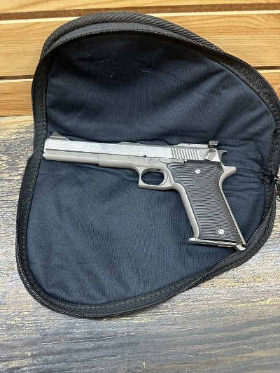 AMT Automag II .22 WMR - Image 4 of 9
