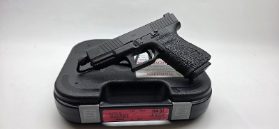 GLOCK G19 9MM LUGER (9x19 PARA) - Image 1 of 9