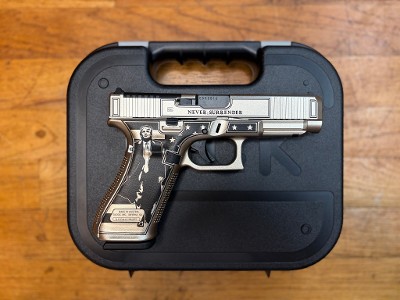 GLOCK 47 TRUMP EDITION9MM LUGER (9x19 PARA) - Image 6 of 11