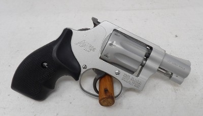 SMITH & WESSON 317 .22 LR - Image 4 of 9
