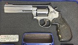SMITH & WESSON 686-6 .357 MAG - Image 1 of 8