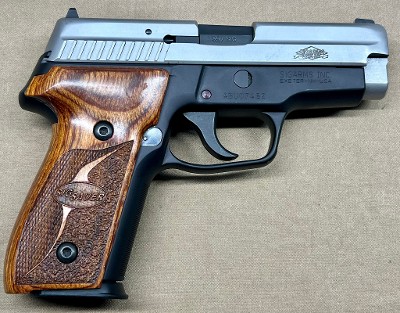 SIG SAUER P229 SAS .357 SIG - Image 3 of 7