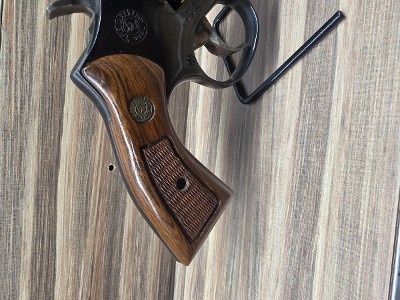 TAURUS Model 65 .357 MAG - Image 8 of 14