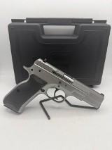 SAR FIREARMS MODEL 2000 9MM LUGER (9x19 PARA) - Image 2 of 11