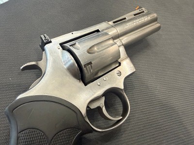 COLT ANACONDA .44 MAGNUM - Image 3 of 8