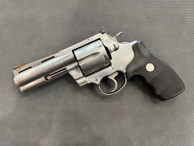 COLT ANACONDA .44 MAGNUM - Image 1 of 8