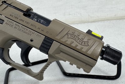 WALTHER P22Q .22 LR - Image 8 of 19