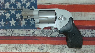 SMITH & WESSON 638-3 AIRWEIGHT .38 SPL - Image 3 of 9