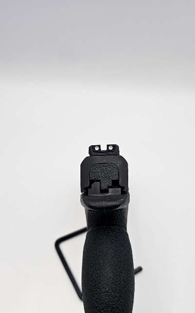 SMITH & WESSON M&P 40 .40 S&W - Image 3 of 4