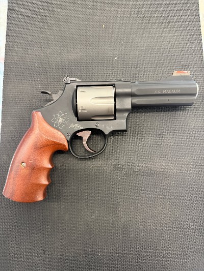 SMITH & WESSON 329PD .44 MAGNUM - Image 2 of 4