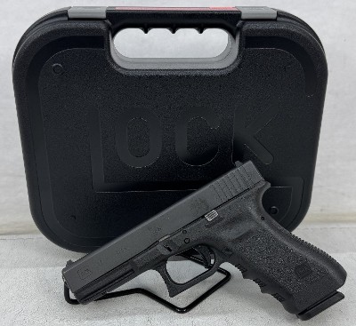 Glock 17 Gen 3 9MM LUGER (9X19 PARA) - Image 1 of 18