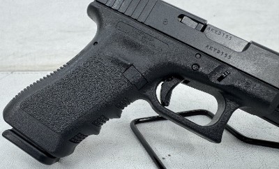 Glock 17 Gen 3 9MM LUGER (9X19 PARA) - Image 10 of 18