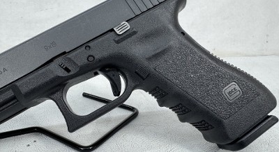 Glock 17 Gen 3 9MM LUGER (9X19 PARA) - Image 6 of 18