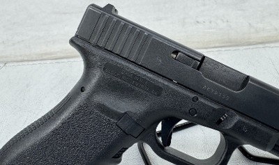 Glock 17 Gen 3 9MM LUGER (9X19 PARA) - Image 9 of 18