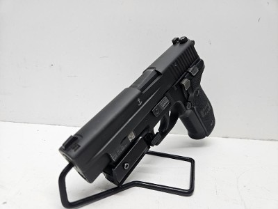SIG SAUER P226 MK25 9MM LUGER (9x19 PARA) - Image 4 of 10